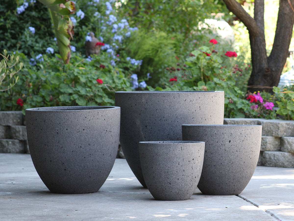 MAJESTY PALM PLANTER