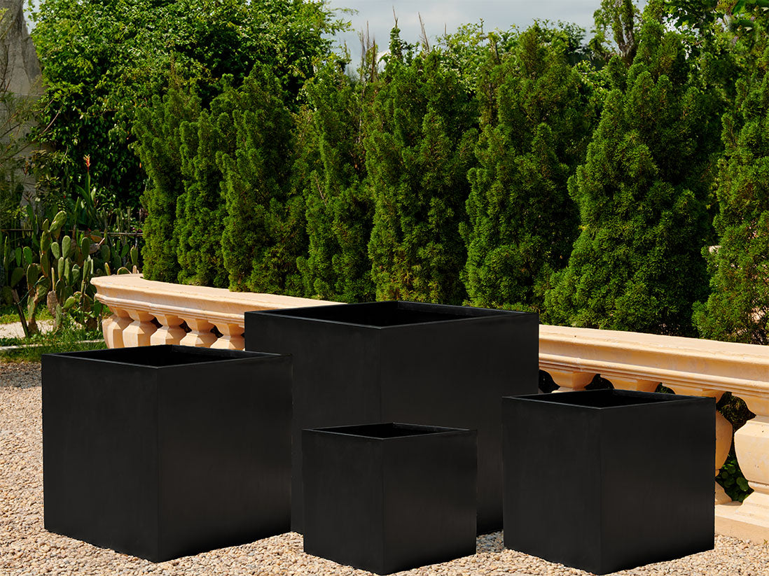 Cube Planter 12.0"- 23.5" By Plantatorem