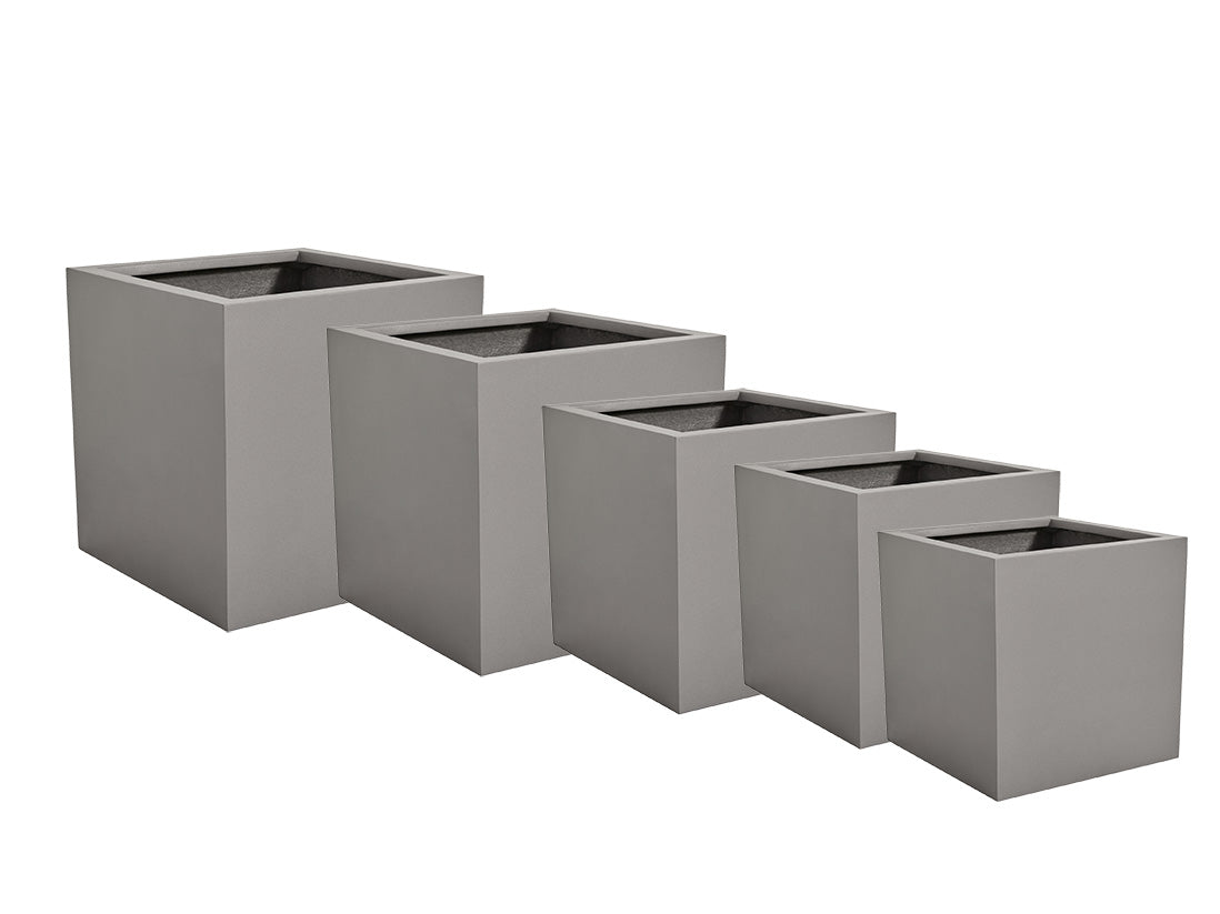 Cube Planter 12.0" - 27.5" By Plantatorem