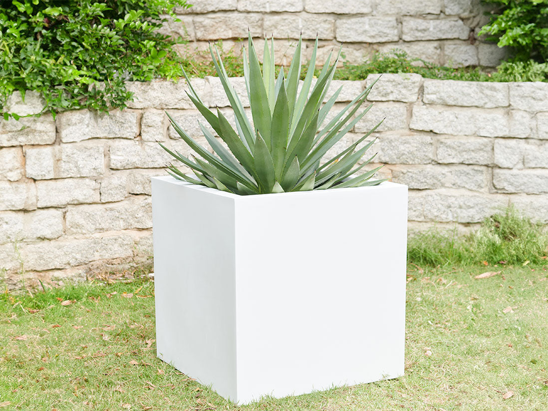 Cube Planter 12.0" - 35.5" By Plantatorem