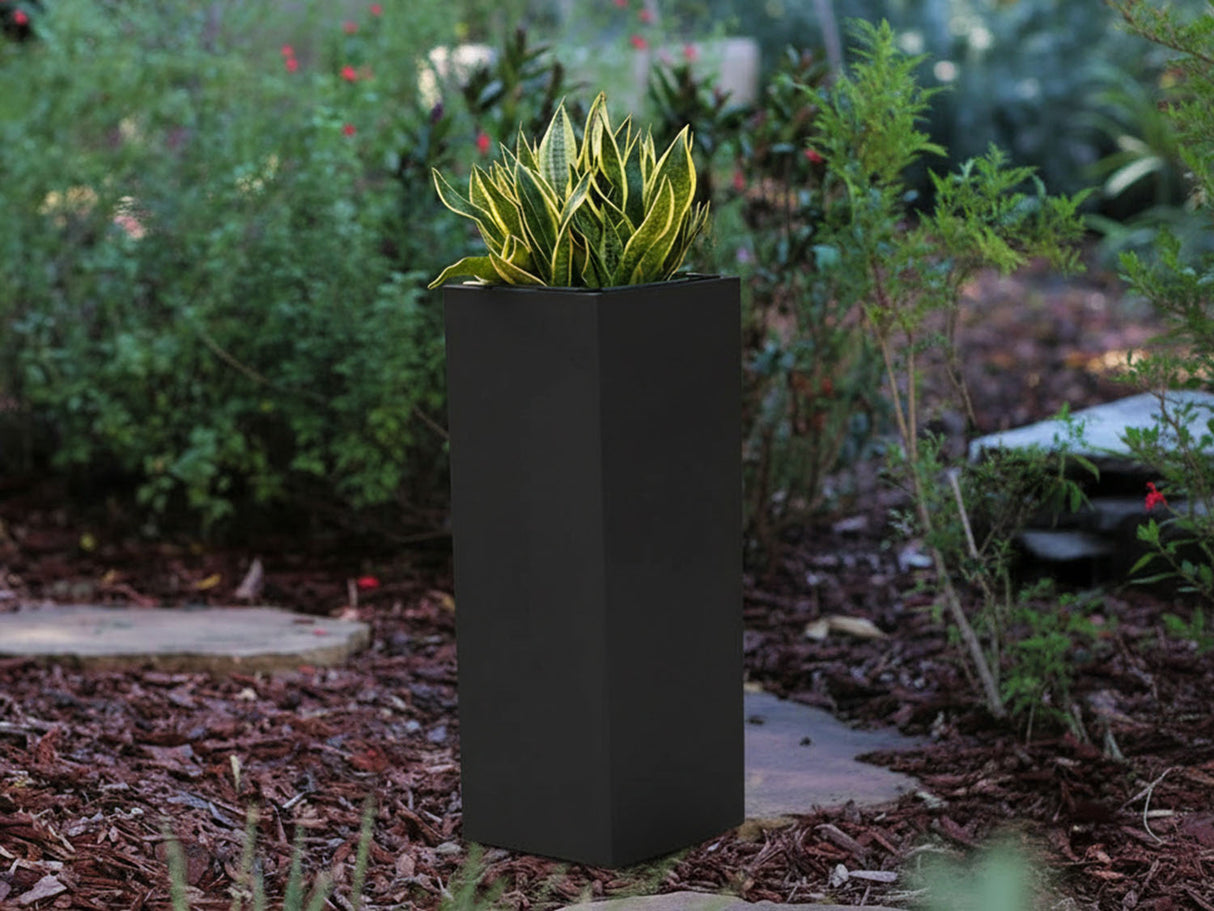 Tall Square Planter By Plantatorem