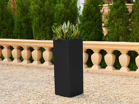 Tall Square Planter By Plantatorem