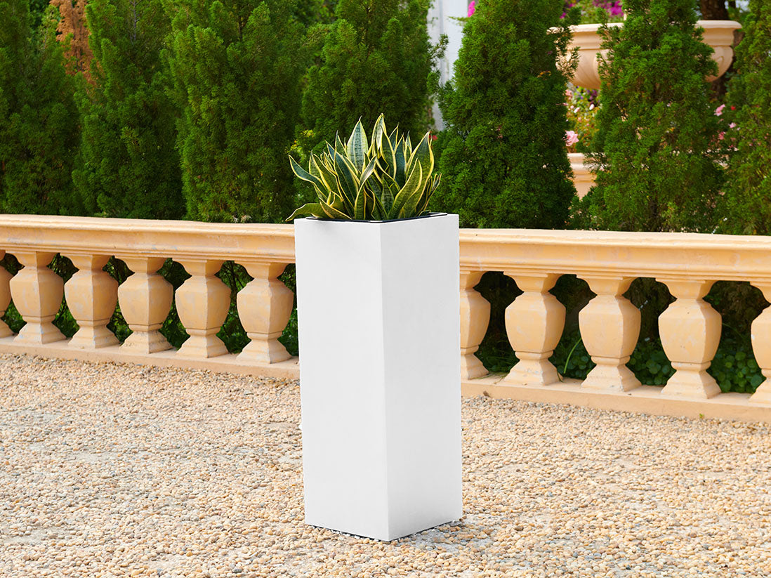 Tall Square Planter By Plantatorem