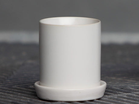 Cylinder Pot with Detached Saucers By Plantatorem