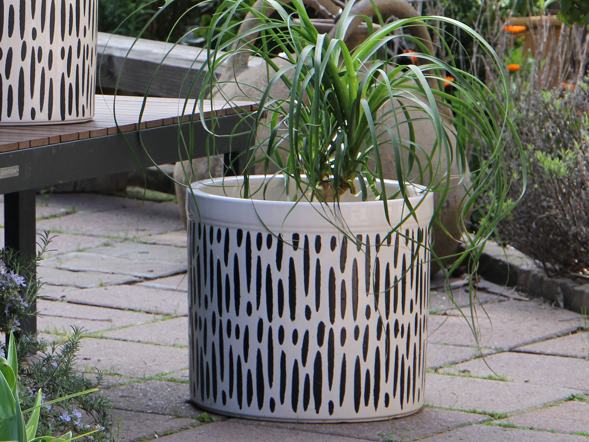 Crock Jar Planter By Plantatorem