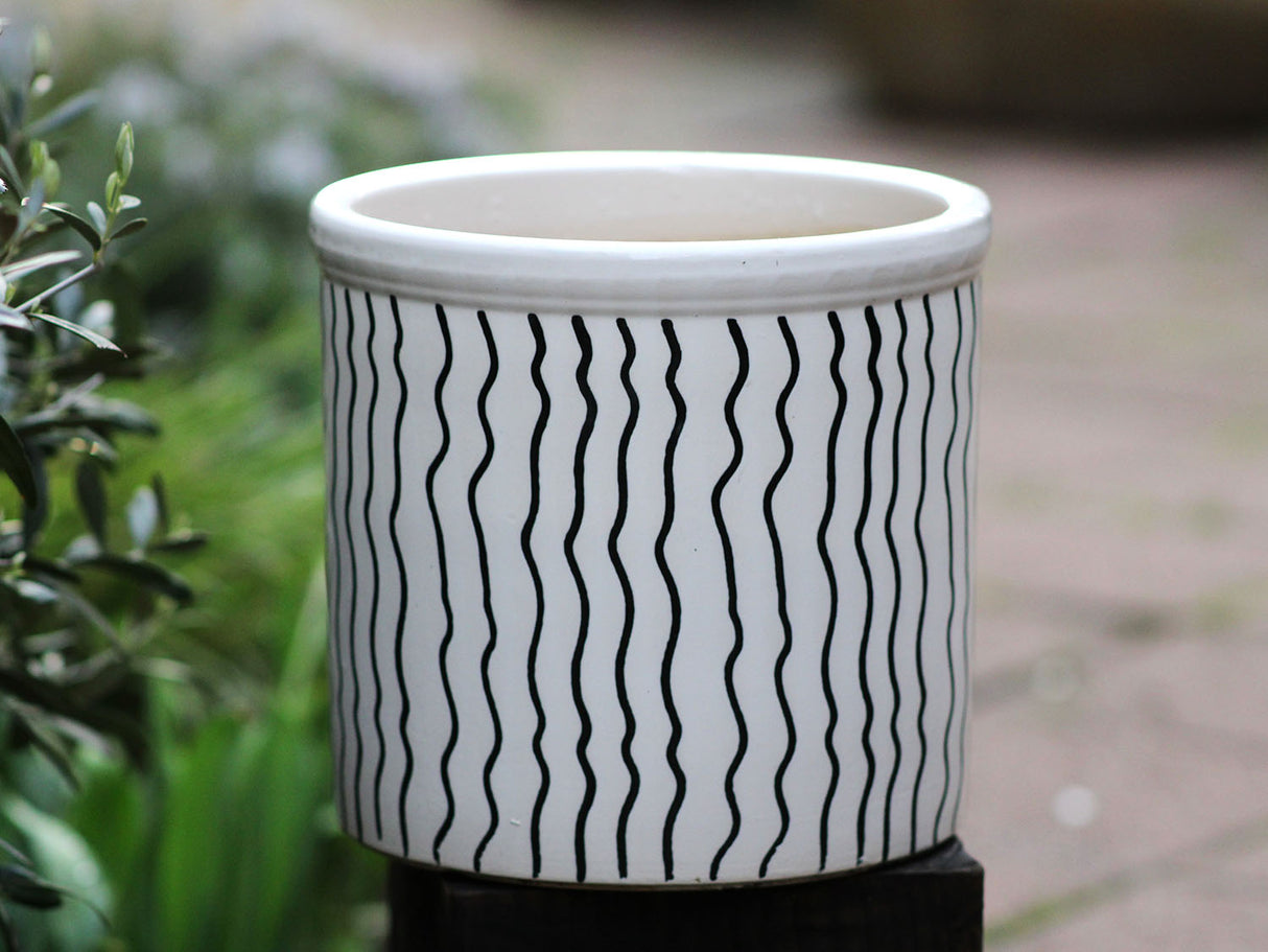 Crock Jar Planter By Plantatorem