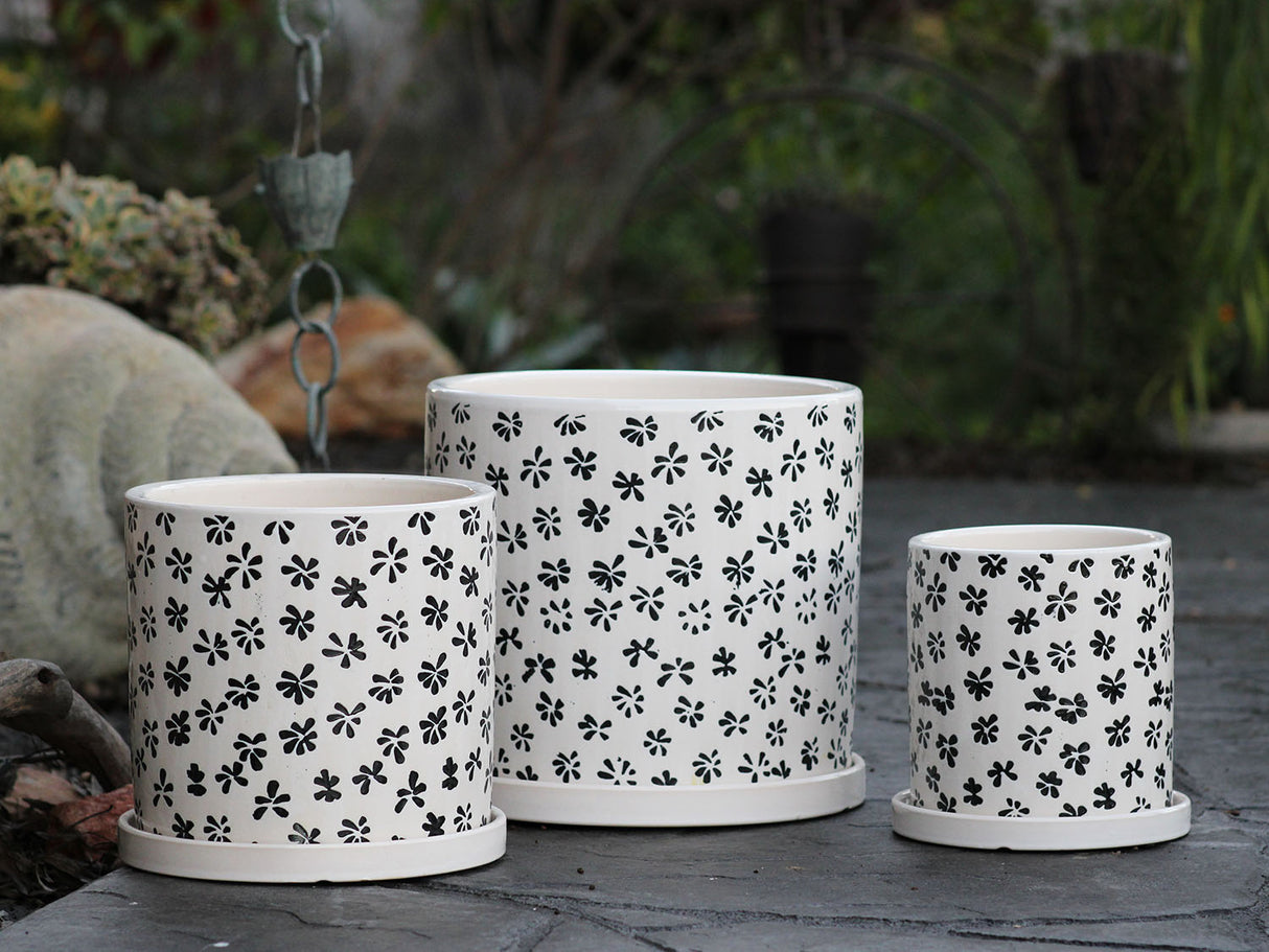 Cylinder Floral Stamped Planter By Plantatorem