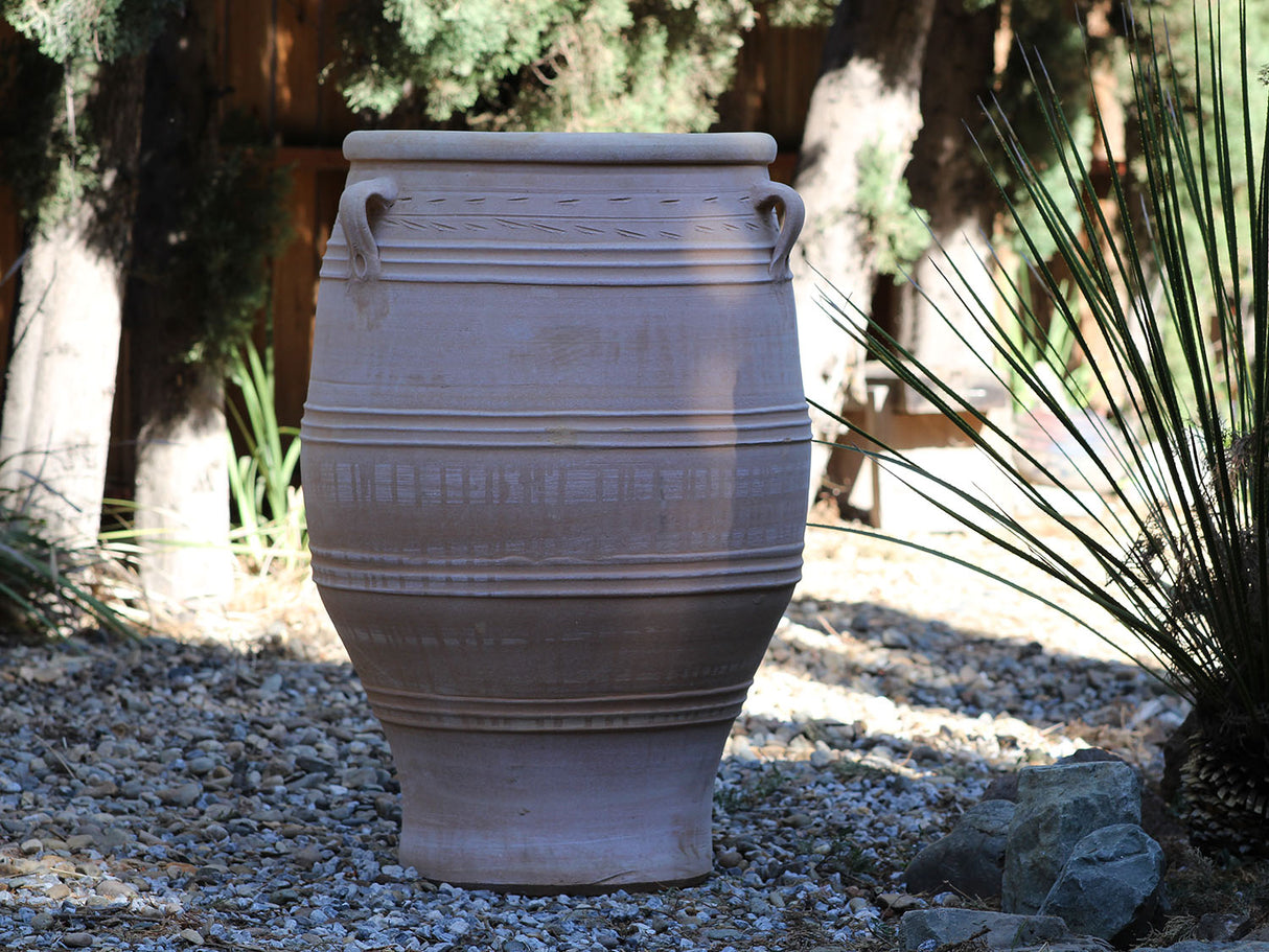 Pithari Urn By Plantatorem