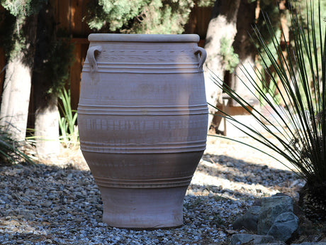 Pithari Urn By Plantatorem