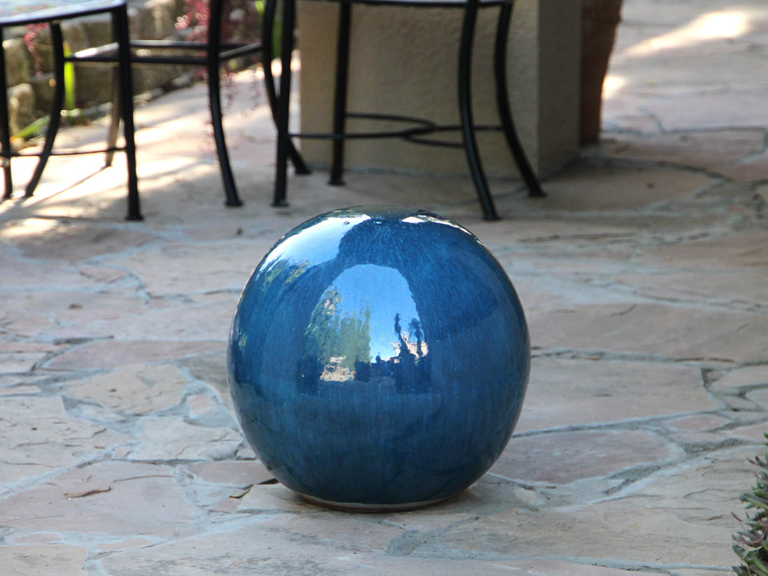 Outdoor Decorative Sphere Glazed 12" By Plantatorem