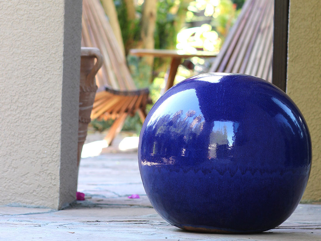 Outdoor Decorative Sphere Glazed 19.5" By Plantatorem