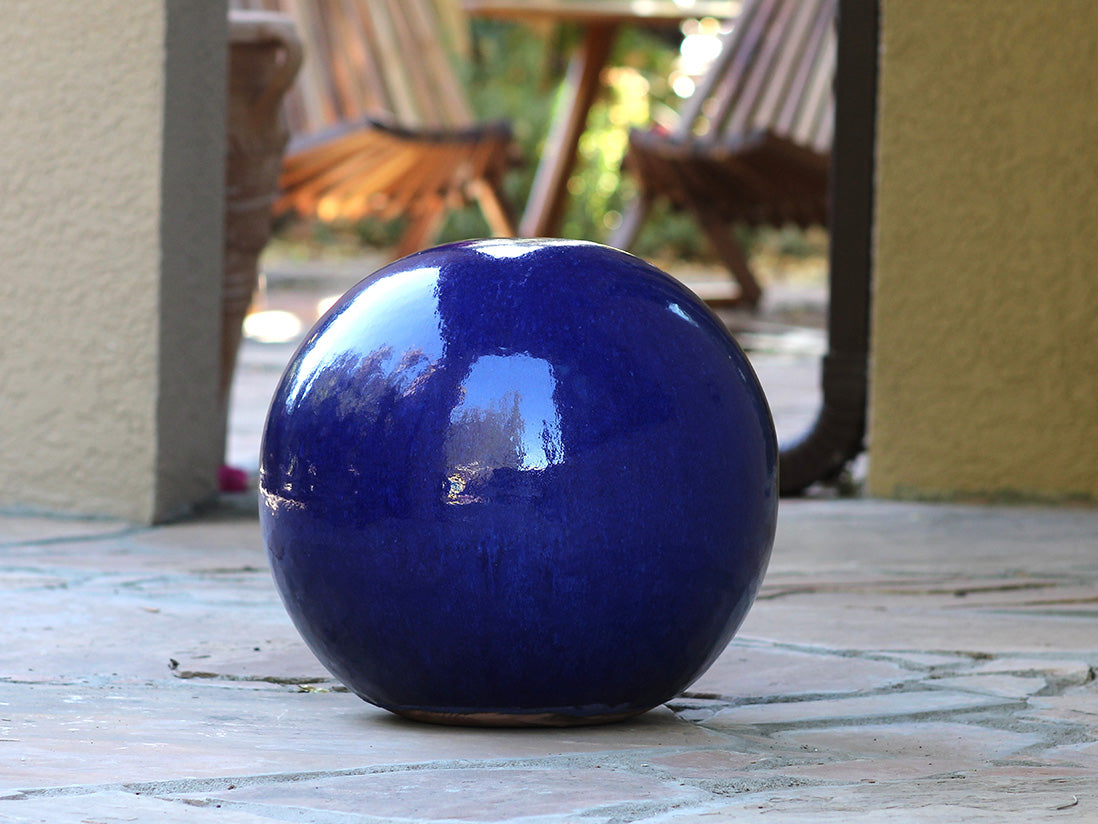 Outdoor Decorative Sphere Glazed 19.5" By Plantatorem