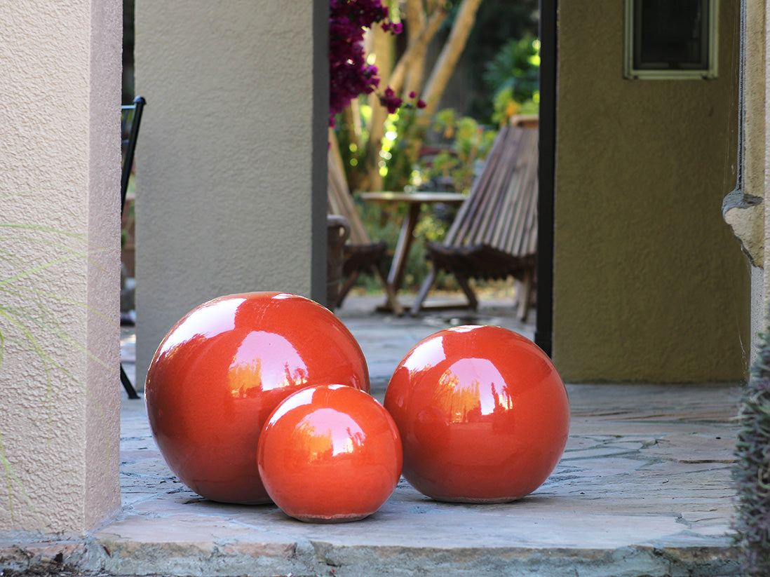 Outdoor Decorative Sphere Glazed 19.5" By Plantatorem