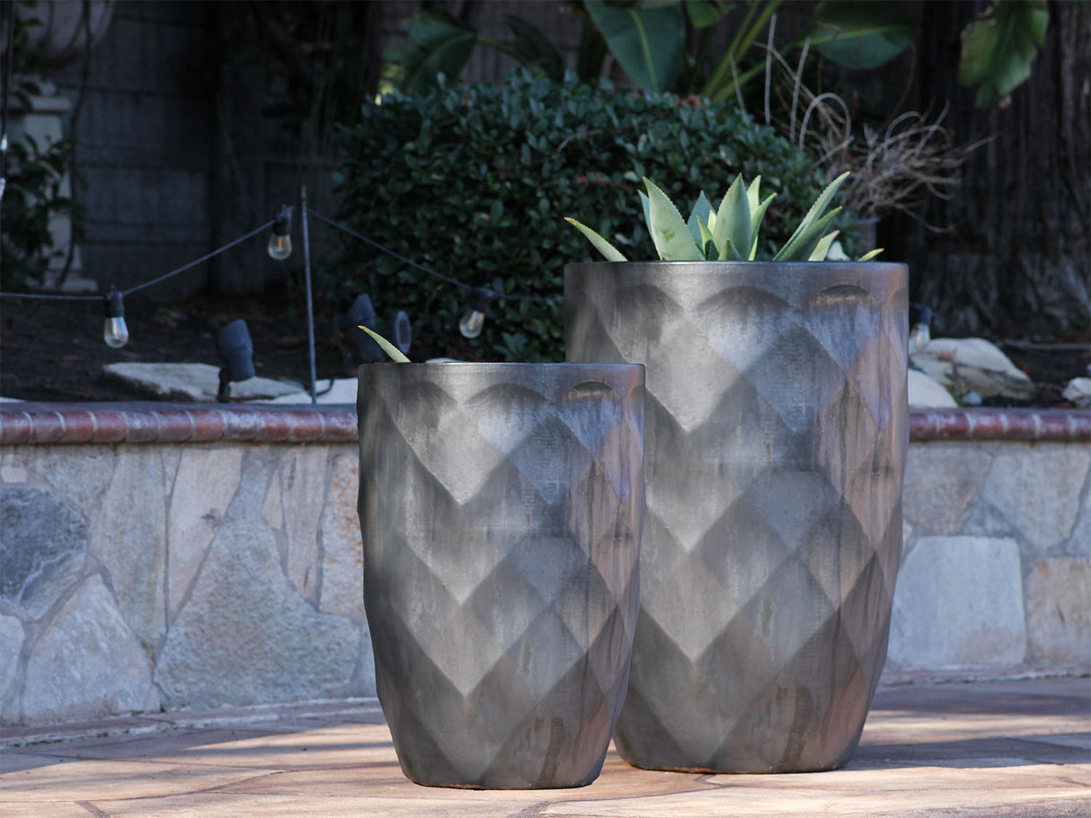 Tall Diamond Planter - Set of 2 By Plantatorem