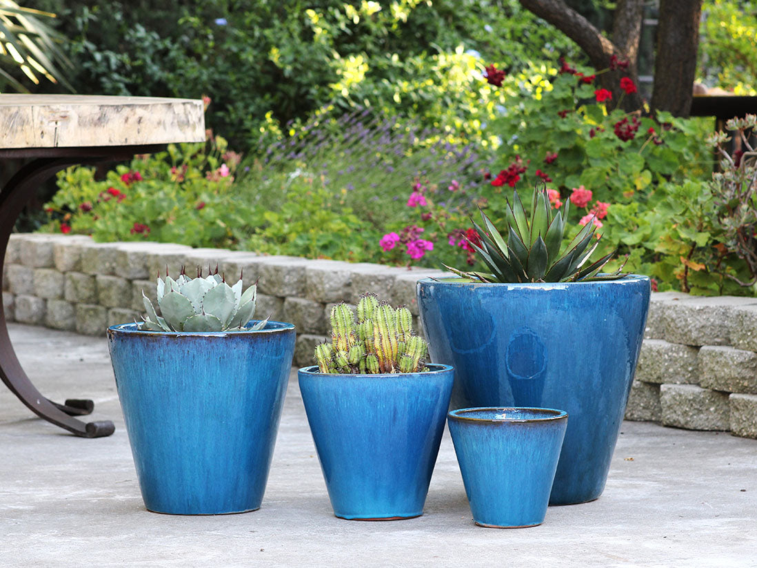 Tapered Cylindrical Planter - Set of 4 By Plantatorem
