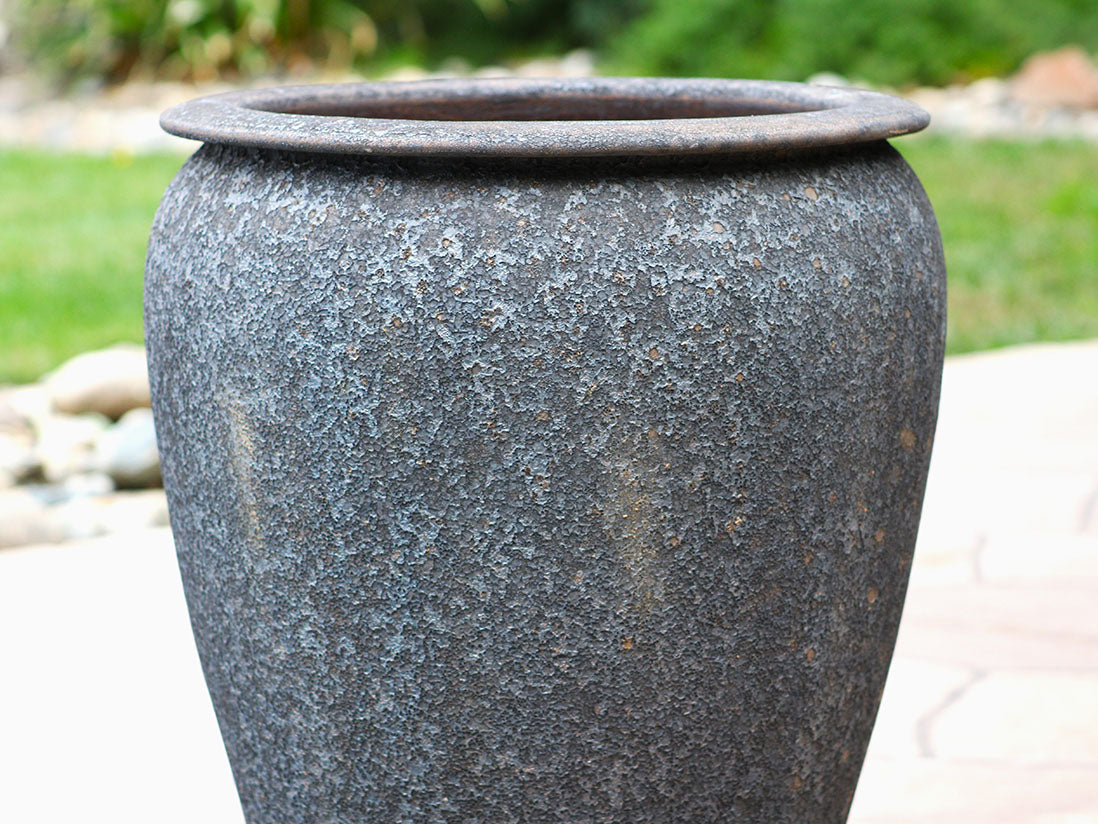 Urn Smooth Finish - Extra Large (Silver Rock) By Plantatorem