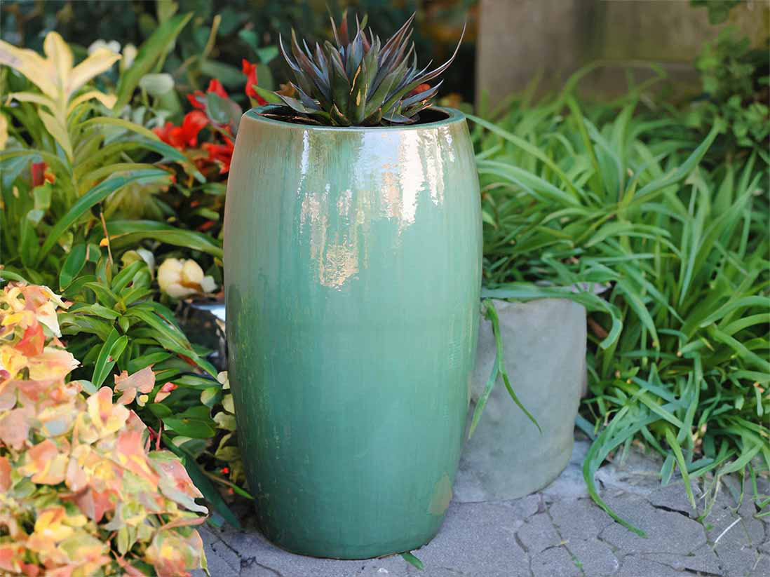 Drum Shaped Planter By Plantatorem