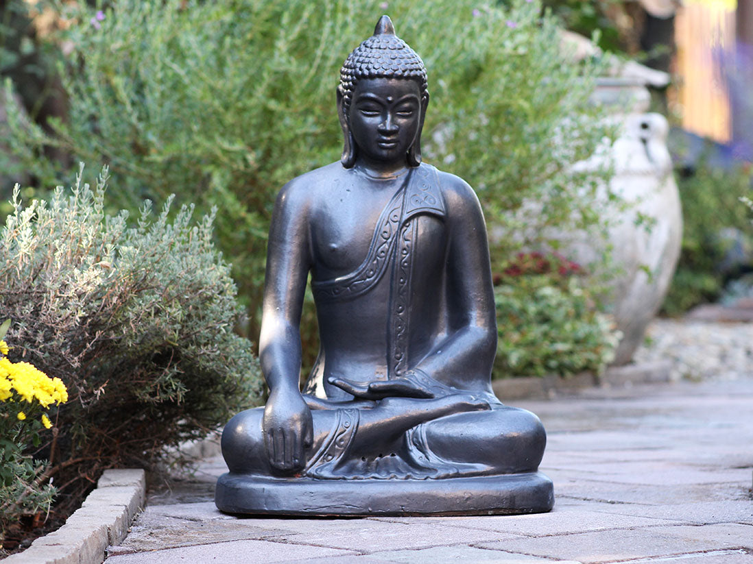 Meditating Buddha By Plantatorem