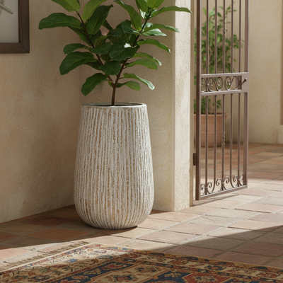 BARK TEXTURE PLANTER