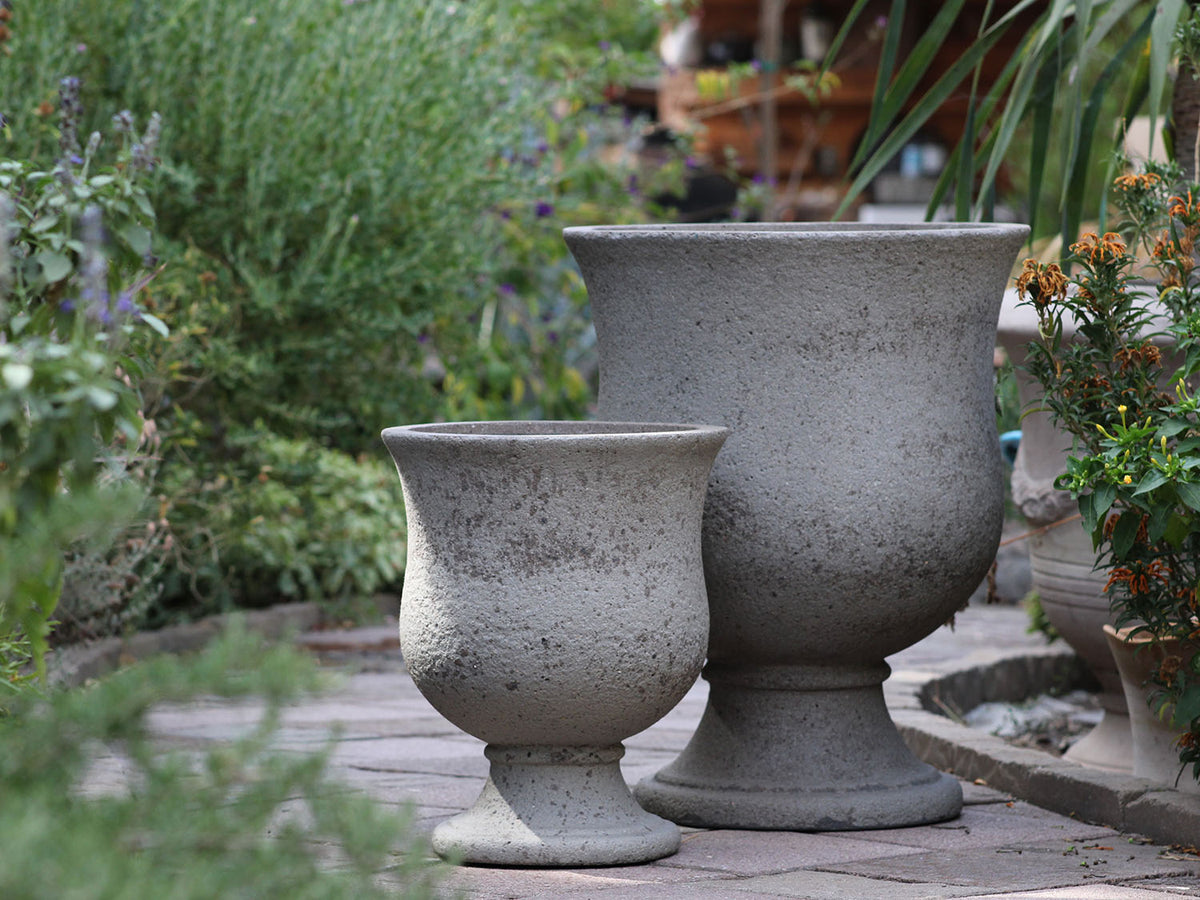 STONE URN