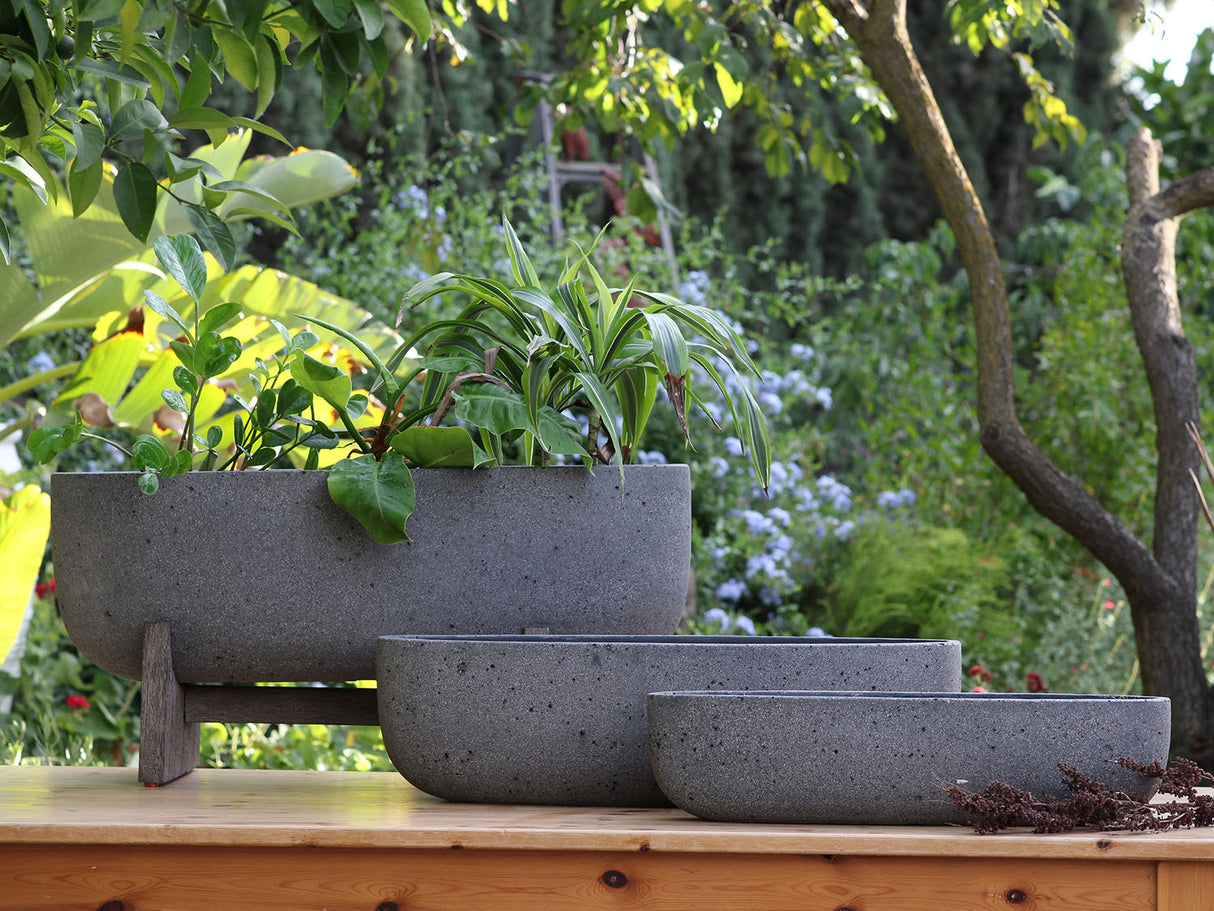VENITIAN OVAL PLANTER With ACACIA WOOD STAND