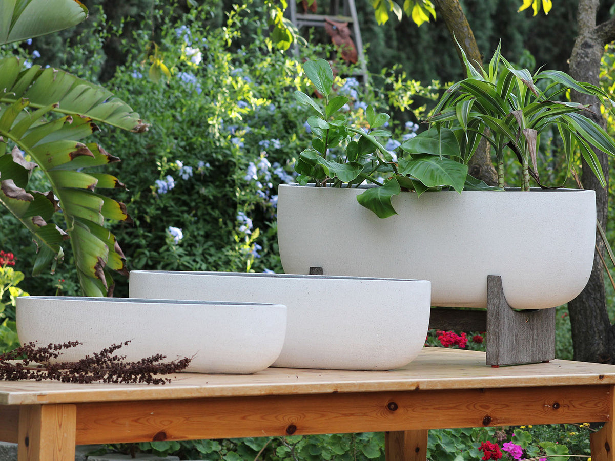 VENETIAN OVAL PLANTER With ACACIA WOOD STAND