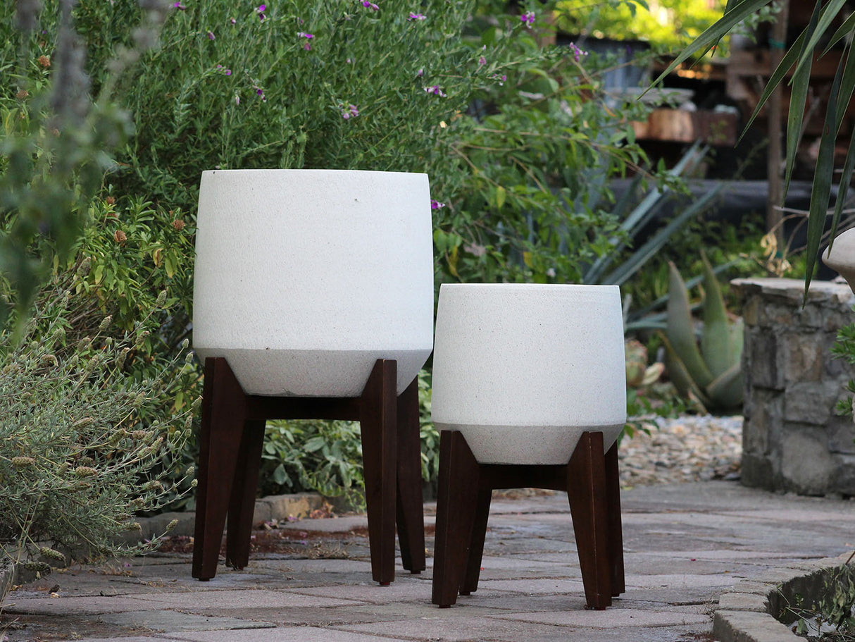 VENITIAN ROUND PLANTER With ACACIA WOOD STAND