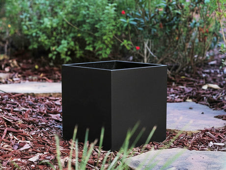 Cube Planter 12.0"- 23.5" By Plantatorem