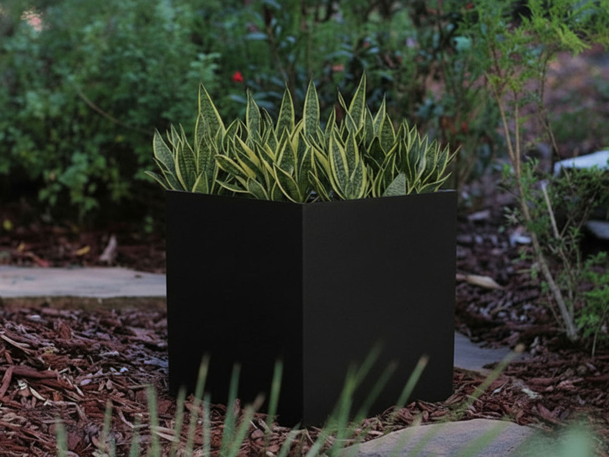 Cube Planter 12.0" - 35.5" By Plantatorem