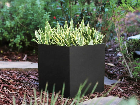 Cube Planter 12.0"- 23.5" By Plantatorem