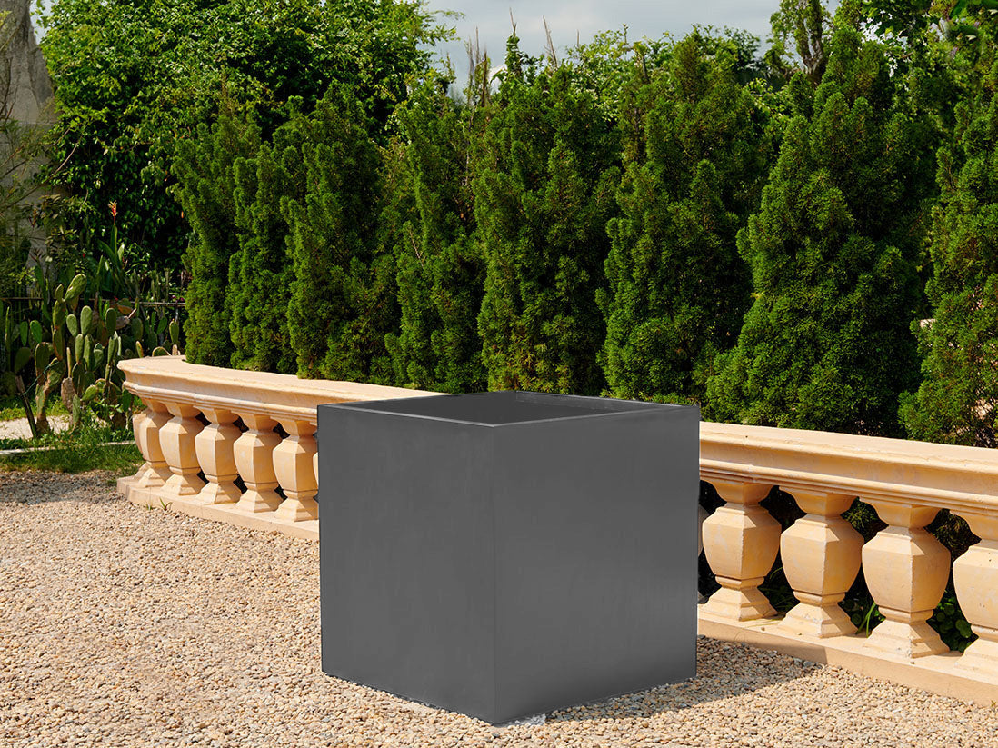 Cube Planter 12.0" - 35.5" By Plantatorem
