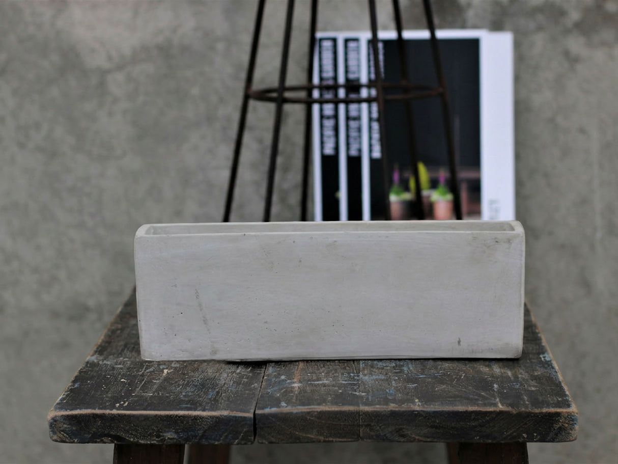 Low & Mid Rectangular Concrete Planter By Plantatorem