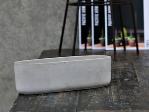 Low Oval Concrete Planter By Plantatorem