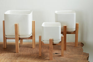 Mid Modern Medium Stand