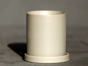 Cylinder Pot with Detached Saucers