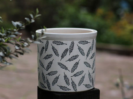 Crock Jar Planter By Plantatorem