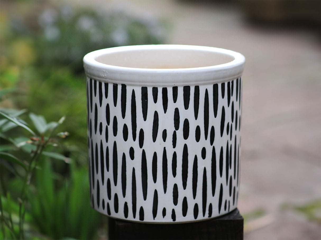 Crock Jar Planter By Plantatorem