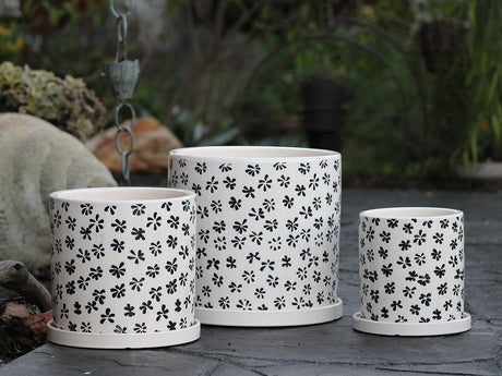 Cylinder Floral Stamped Planter By Plantatorem