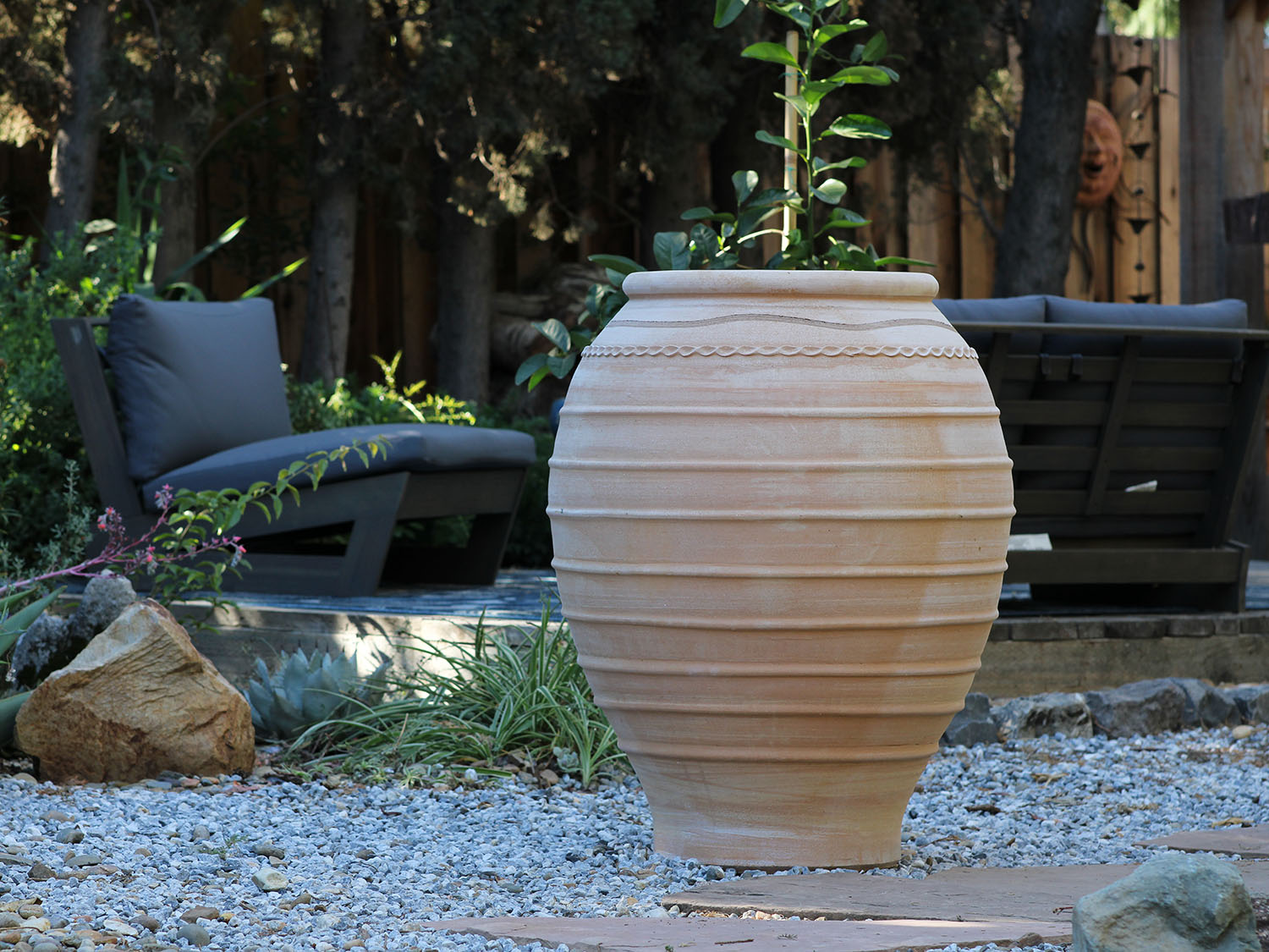 Koronios Planter by Plantatorem