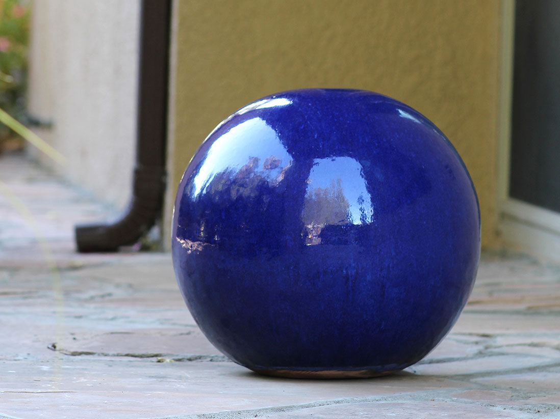 Outdoor Decorative Sphere Glazed 16" By Plantatorem