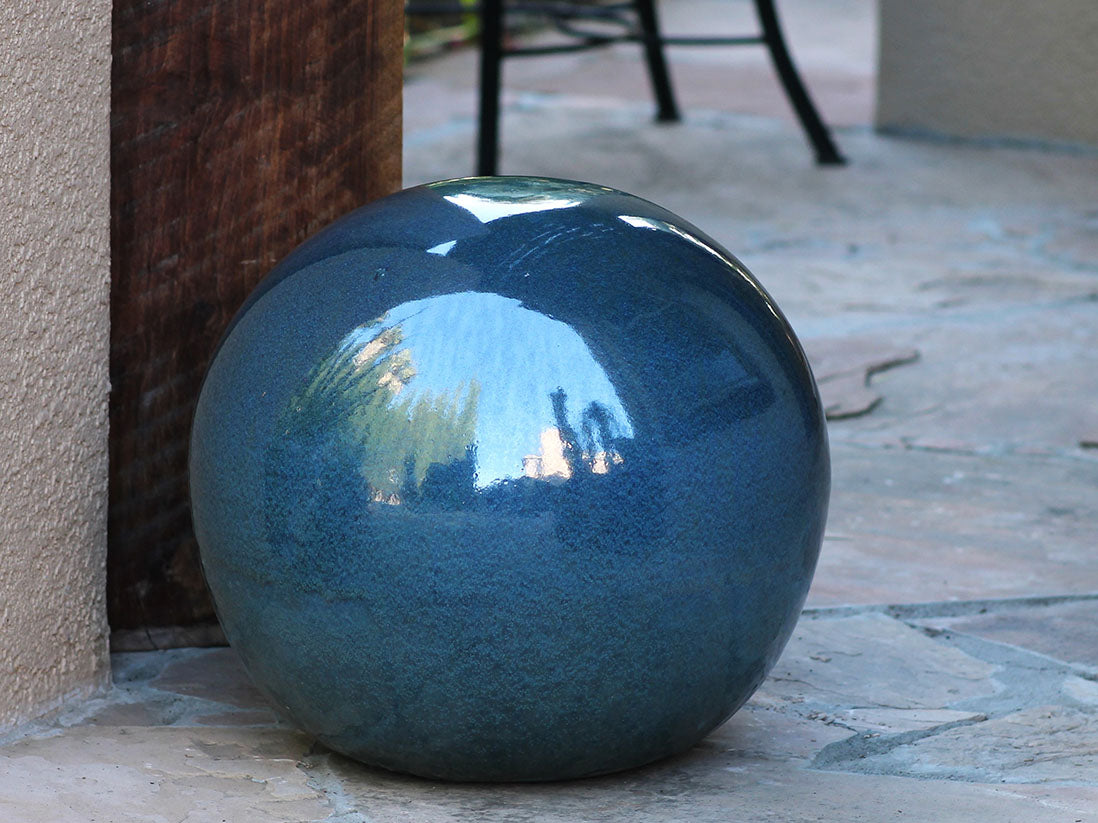 Outdoor Decorative Sphere Glazed 16" By Plantatorem