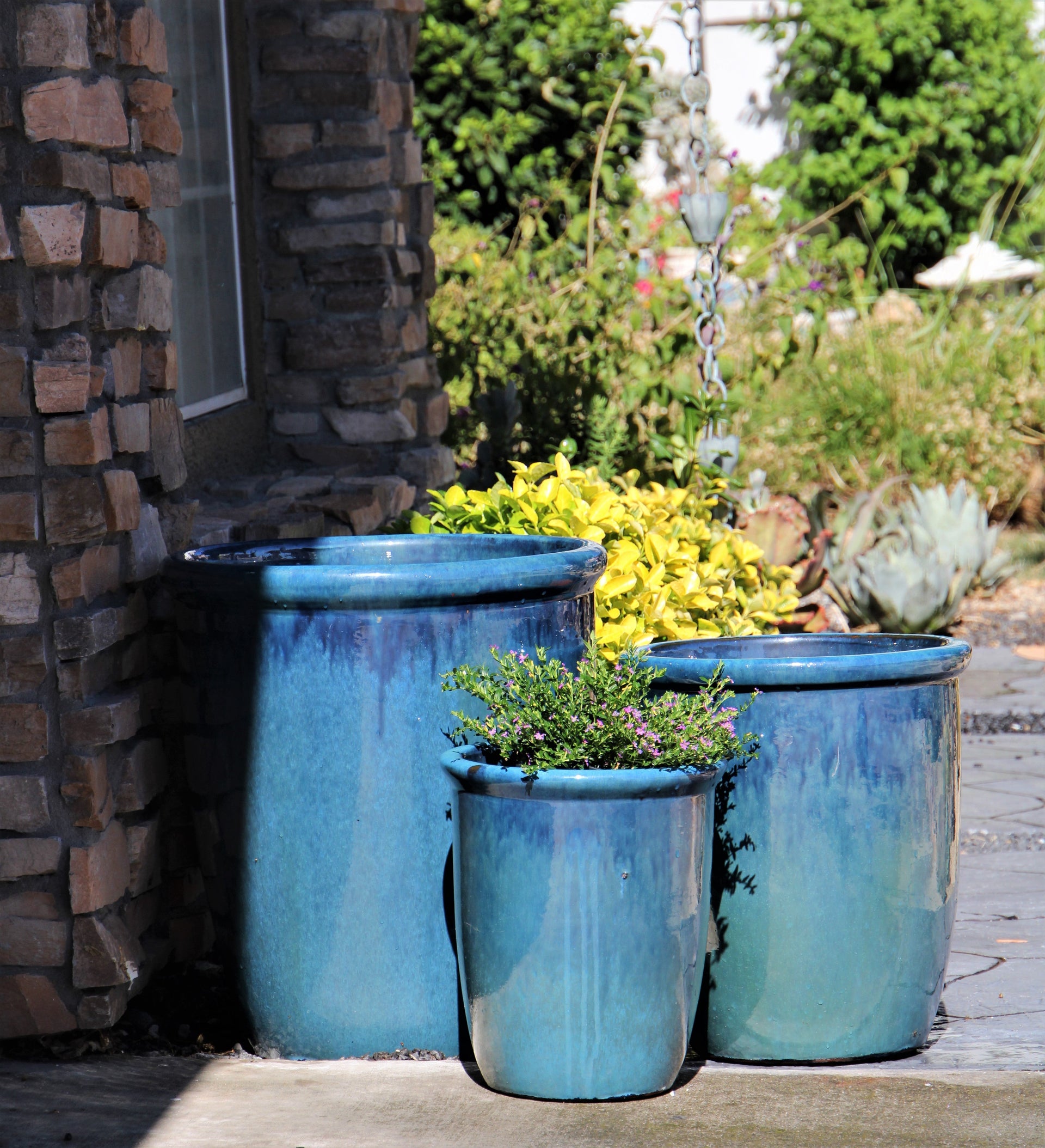 plant pots for outdoors Tall Garden Pot By Plantatorem Set of 3 / White Satin
