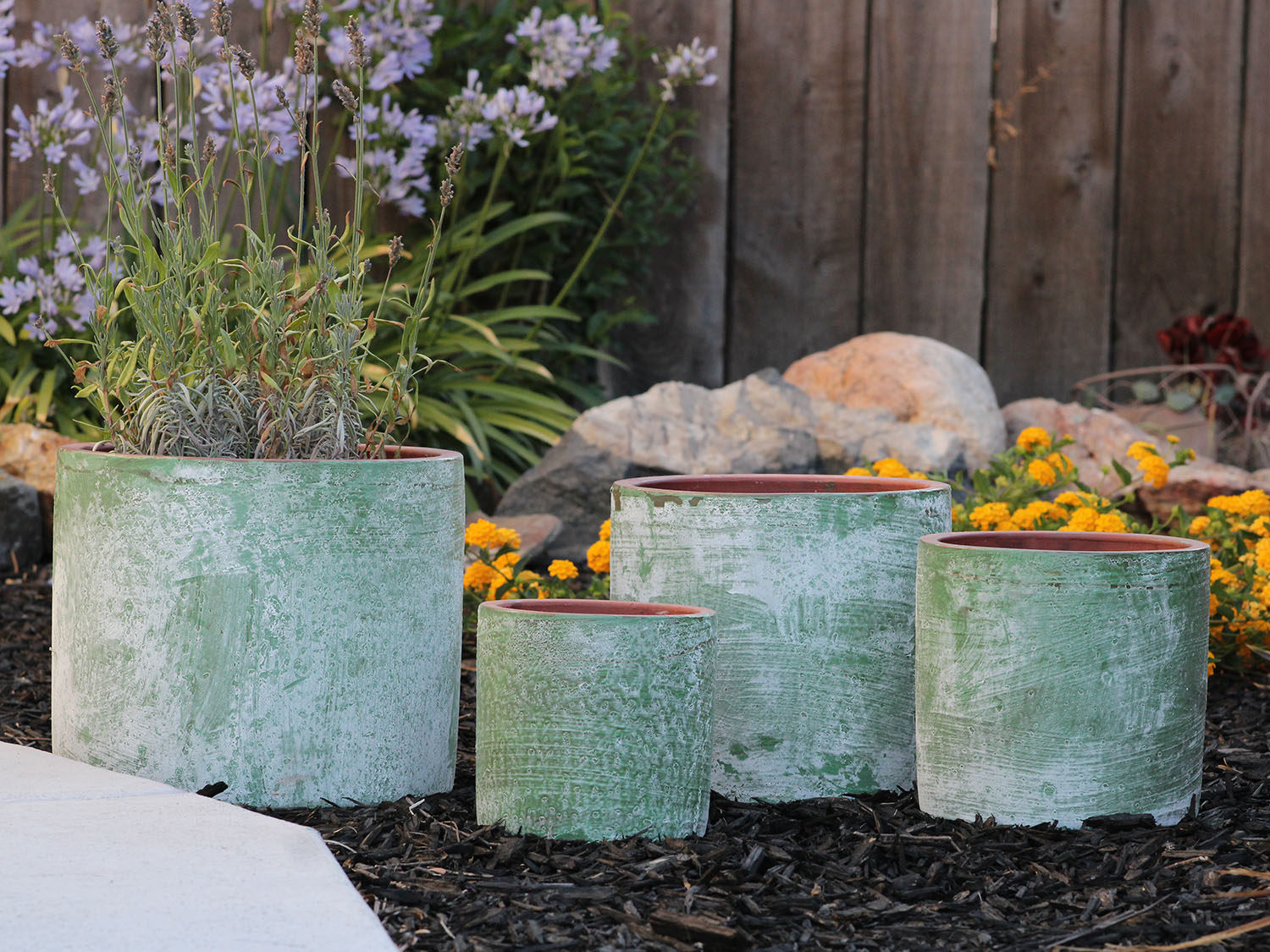 decorative garden plant pots Cylinder Planter Cottage White / SET OF 4