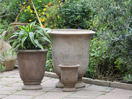 CHIANNI URN PLANTER