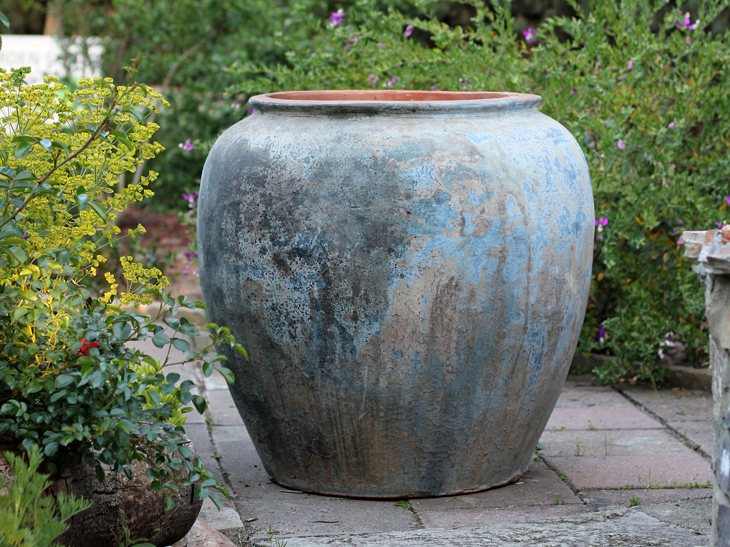 ceramic pot planter Jar D Porto Atlantis Sky / 22.0" X 24.0"