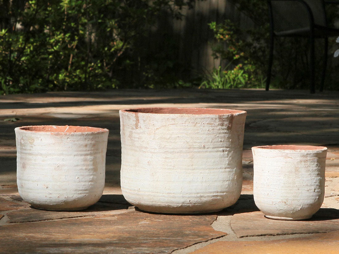 English Tumbled Pots- Set of 3 By Plantatorem