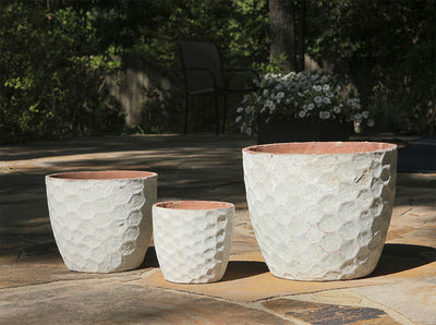 Egg Hexagon Hand Thrown By Plantatorem