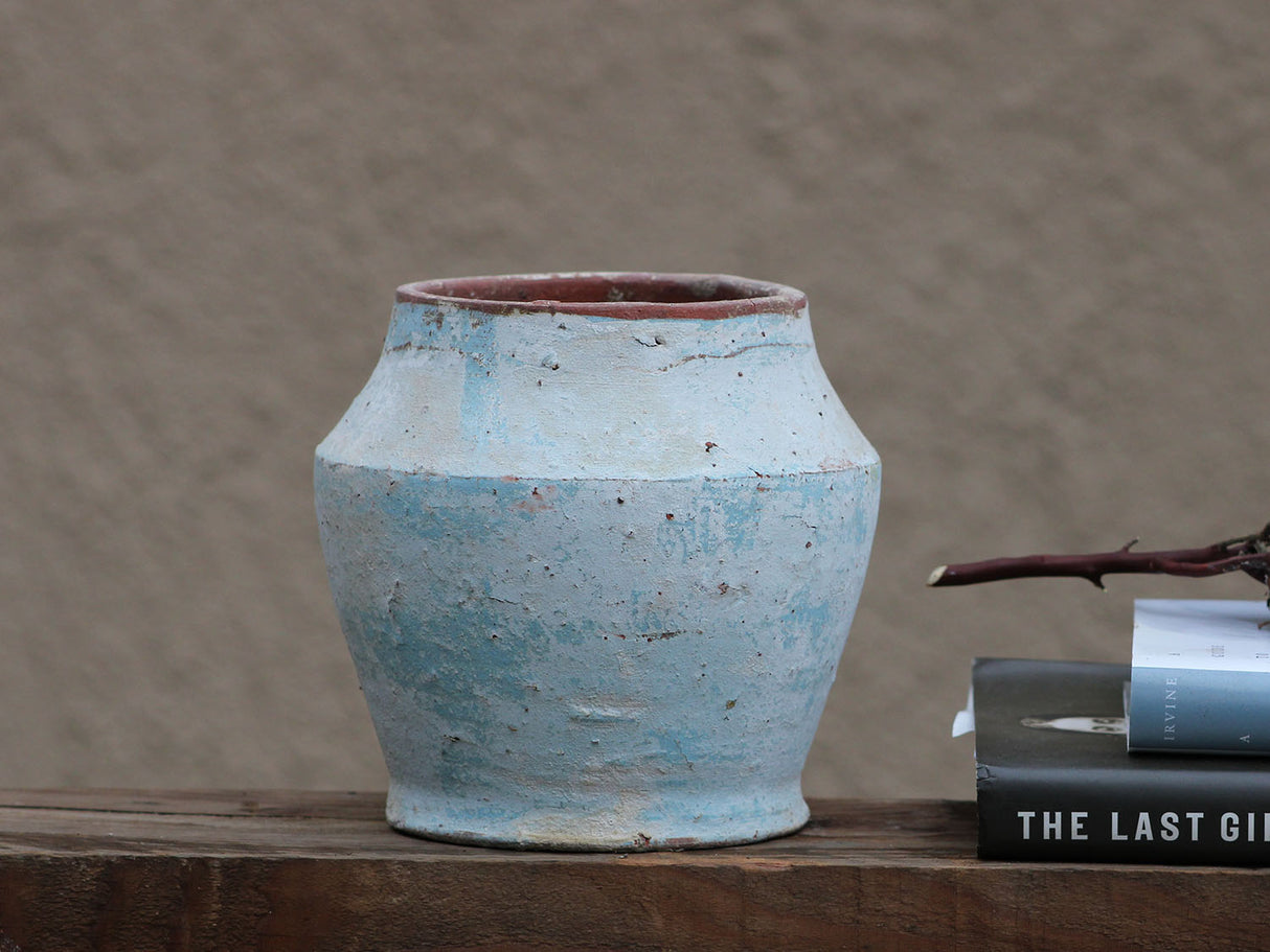 TUSCAN VILLAGE HAND THROWN  POT (LARGE)