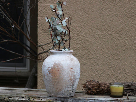 AMPHORA POT